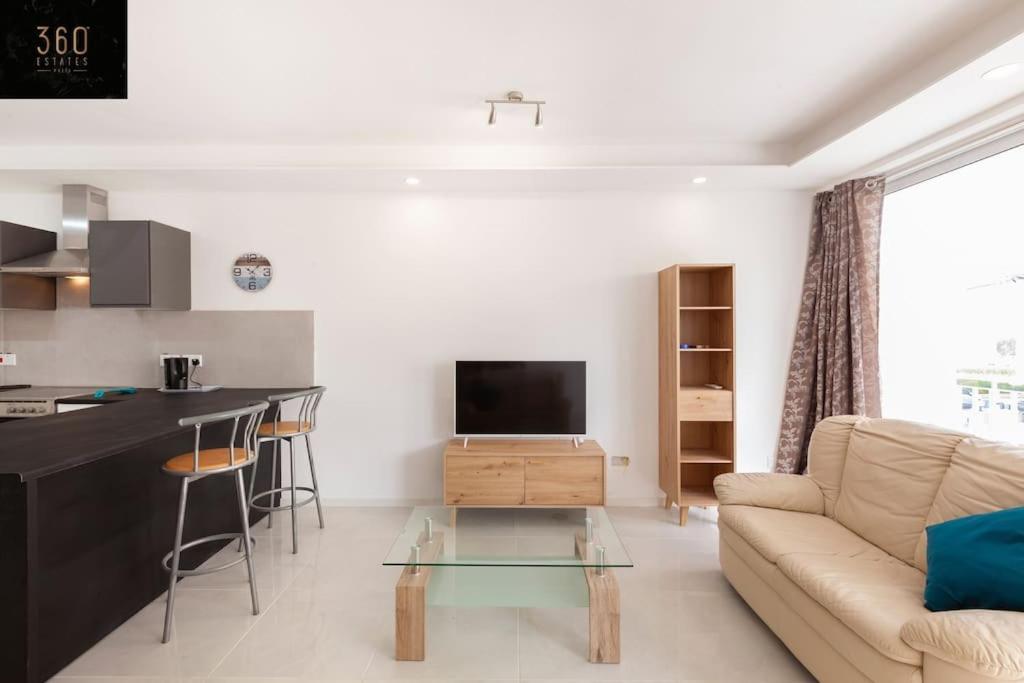 Spacious 2Br Apt In Qawra - Perfect For Families By 360 Estates St. Paul's Bay Exterior photo