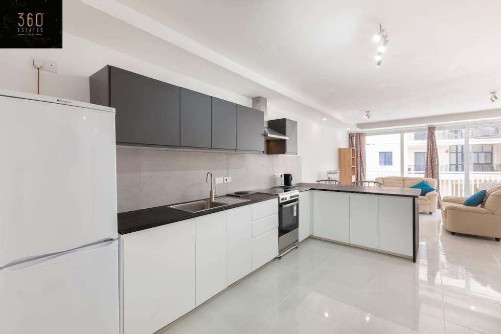 Spacious 2Br Apt In Qawra - Perfect For Families By 360 Estates St. Paul's Bay Exterior photo